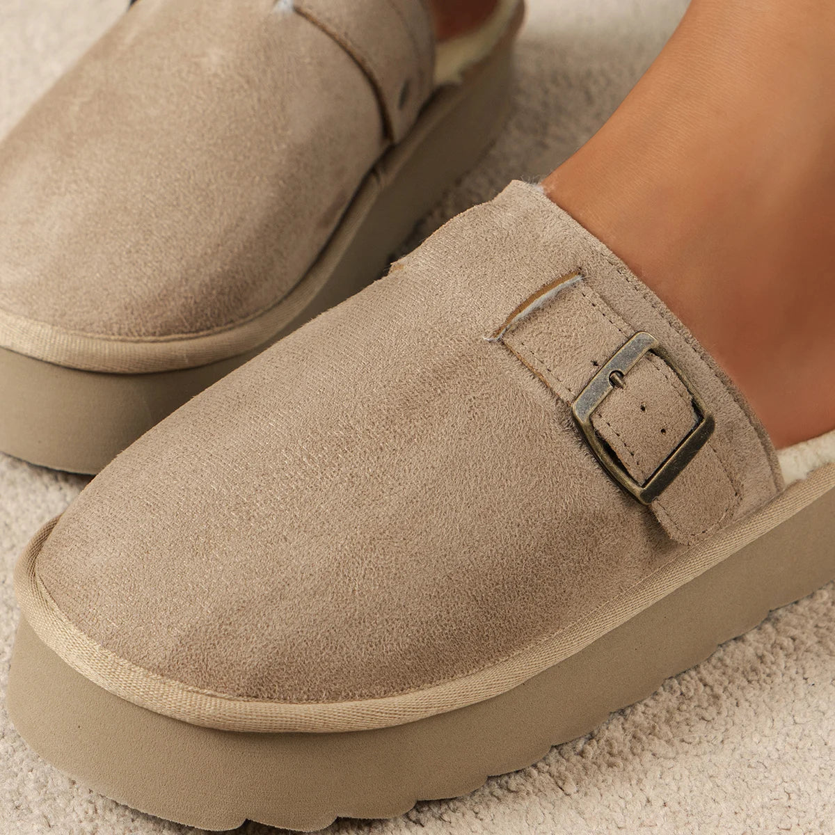 kiki  נעלי בית