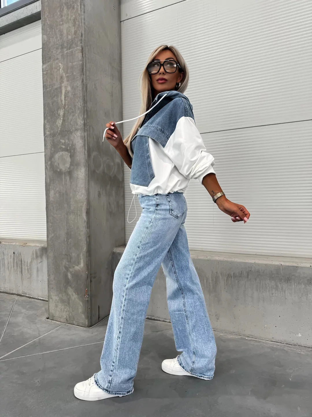 KAYA קפוצ'ון ג'ינס